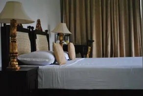 King's Abode - Image 4