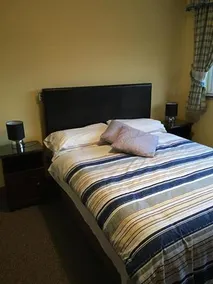 Maureen's Bed and Breakfast - Image 4