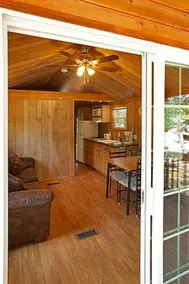 Arrowhead Camping Resort Deluxe Cabin 7 - Image 5