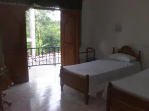 Mahinda Hotel and Restaurant - Image 3
