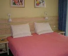 Home Inn Railway Station Dongguan - Image 3