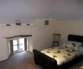 The Portsmouth Arms Hotel - Image 3