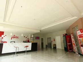 Thank You Hotel - Image 2