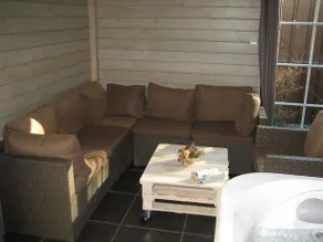 B&B Jo-Li - Image 4