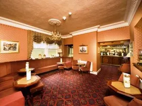 The County Hotel - Image 4