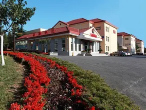 Training Center for Shengli Oilfield Shengli Petroleum Administration Qingdao nursing home - Image 2