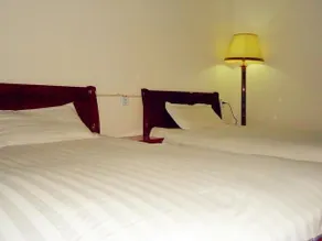 Qishe Hostel - Image 4