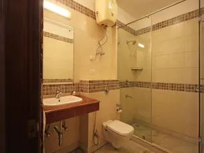 FabHotel Aksh Palace DLF Phase 2 - Image 5