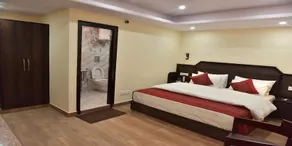 Hotel Maharaja Shimla - Image 2