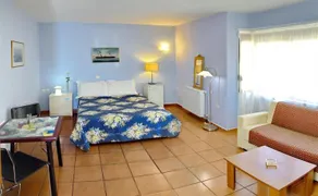 Loggetta Apartments - Image 5