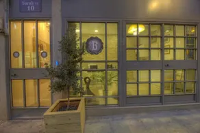 Banker's Boutique - Image 2
