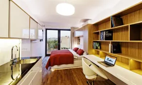 Living Showroom - Image 4