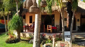 Hotel & Hostel El Punto - Image 2