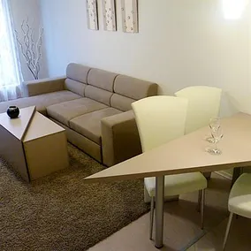 Marrinella Apartments - Image 2