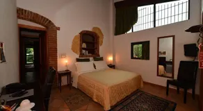 Horse's House B&B - Image 3