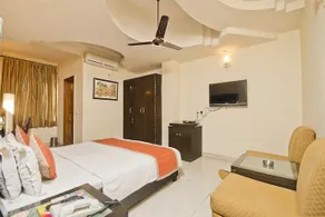 Hotel Oyo Rooms Gk 1 - Image 5
