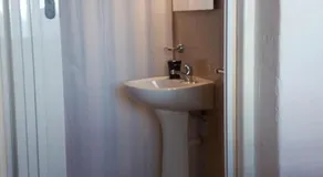 Apartamentos Del Este - Image 3
