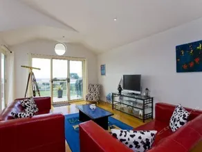Pinan Holiday House - Image 2