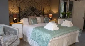Almondsbury Luxury Apartment - Image 2