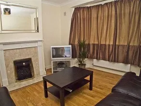 Sutton Place Apartments - Image 4