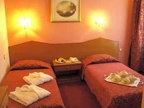 Hotel Astoria traditional - Image 5