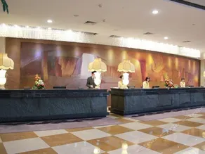 Long You West Lake Hillview International Hotel - Image 3