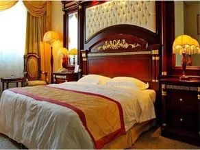 Sovereign Hotel - Image 2