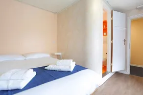 easyHotel London Luton - Image 2