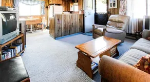 Scenic Bay Float Home Hideaway - Image 3