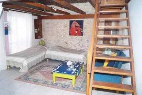 Art Apartment - Image 4