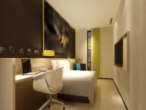 IU Hotel Xuzhou Liubang Square Fengxian - Image 3