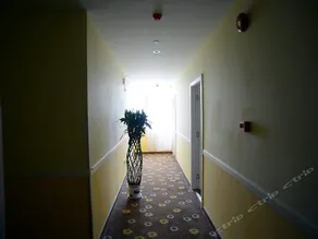 Home Inn - Image 4
