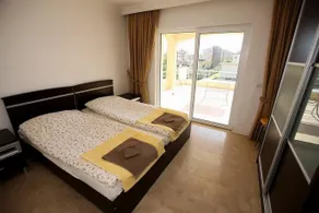 Palm Lane Residence - Image 3