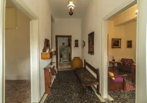 Venezian Castle House - Image 5