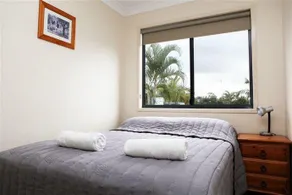 Lazy Acres Caravan Park - Image 5
