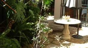 Sunflowers Guesthouse - Image 4