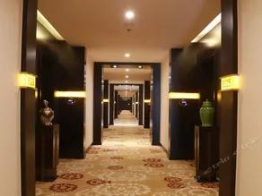 Bazhou Seine Hot Spring Hotel - Image 2