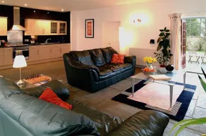 Beaconside Country House & Cottages - Image 2