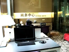 Dong Rong Hotel - Image 5