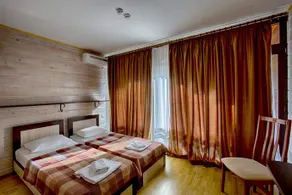 Griffon Hotel - Image 4