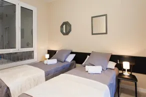 Key Plaza Cataluna Bliss - Image 4