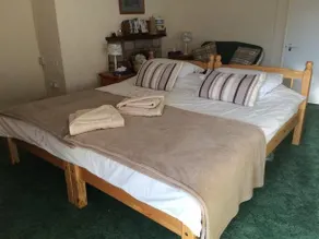 Brentor Self-Catering - Image 4