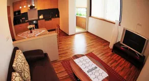 Double room, shower, toilet - Image 4