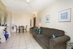 10 Colonial Court - Image 2