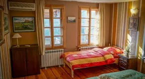 Rooster House Veliko Tarnovo - Image 4