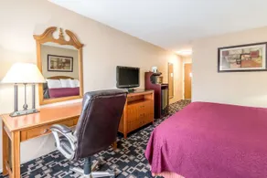 Econo Lodge Ripley - Image 4