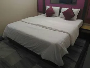 Hotel Rest Inn - Image 4