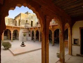 Sathin Garh Heritage Homestay - Image 2