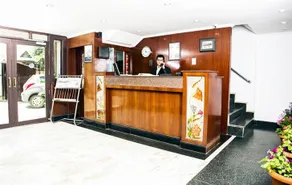 Holiday Plaza - Image 5