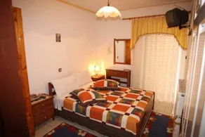 Filoxenia Guesthouse - Image 5